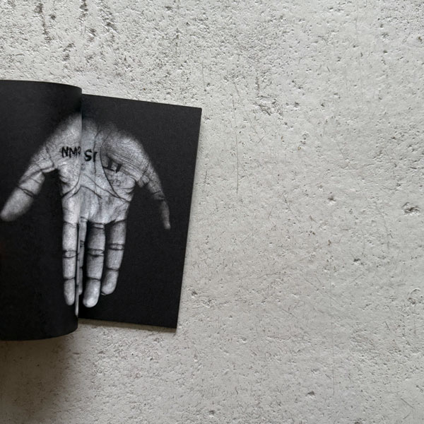 COMME des GARCONS DM - Semonara Chowdhury [with Envelope]