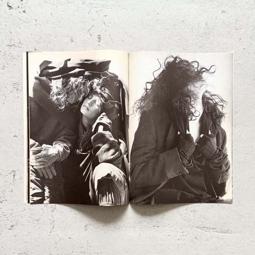 COMME des GARCONS N.76 le 5 Mai 1982 / Bruce Weber