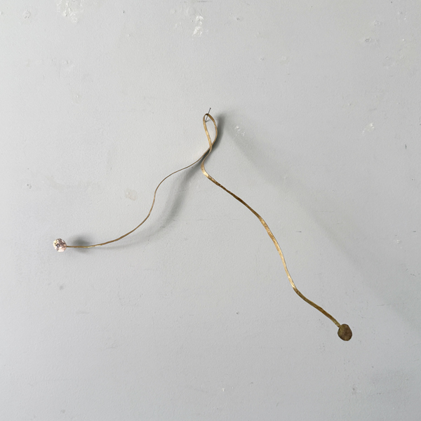 秋野ちひろ 真鍮オブジェ / Chihiro Akino: Brass objects