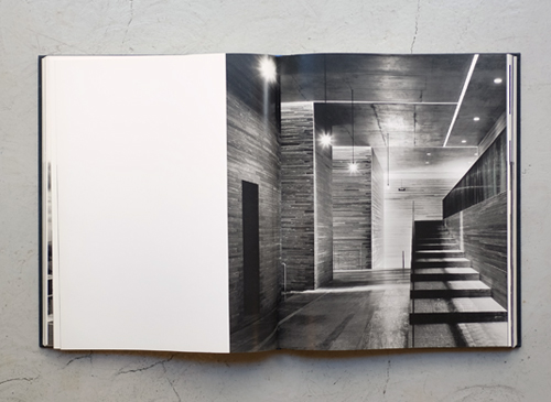 PETER ZUMTHOR WORKS: Buildings and Projects 1979-1997